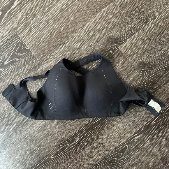 Lululemon Athletica Energy Sports Bra - Picture 3 of 4